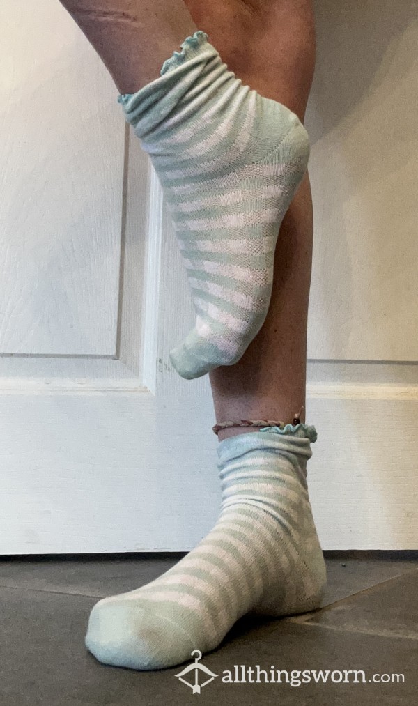 🦶🏼🦶🏼 Mint Green And White Stinky Socks 🦶🏼🦶🏼