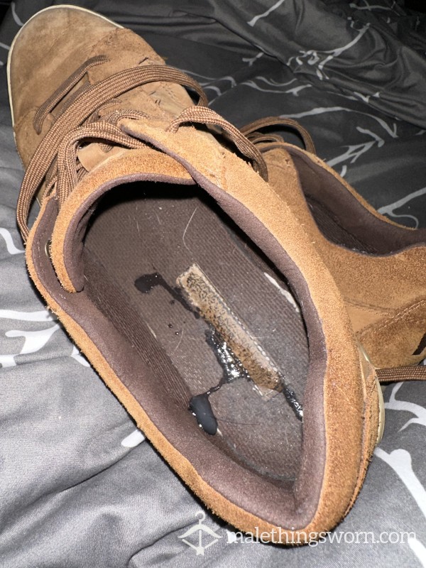 $15- Size 10 Well Worn Brown Suede Shoes