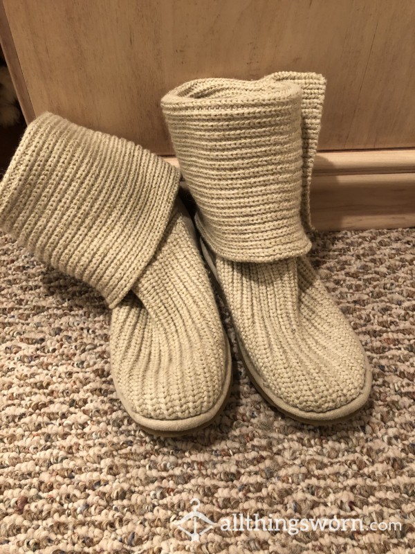 10 Yr Old Knit Uggs