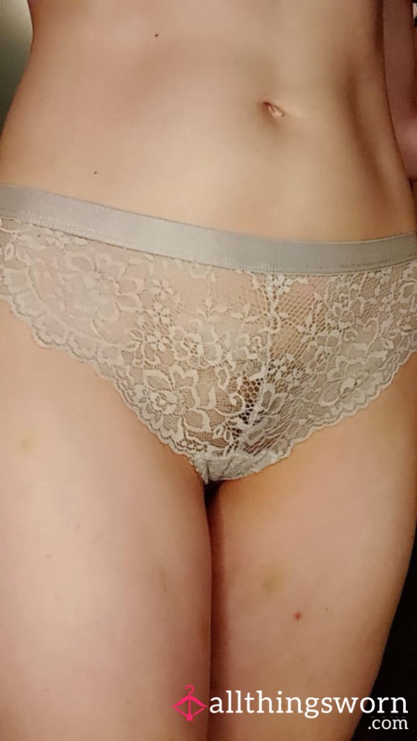 Dingy Flor*l Lace Panties