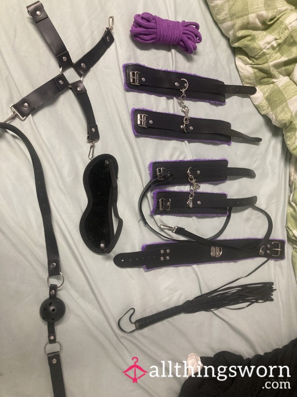 Purple And Black Bondage Set