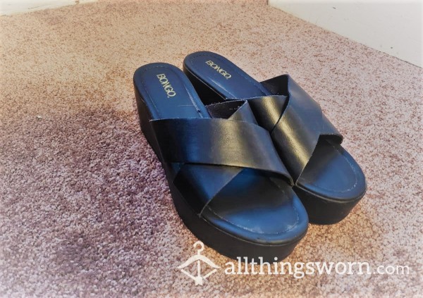 💝 5 FEET PIX IN BLACK WEDGES | SIZE 8 💝