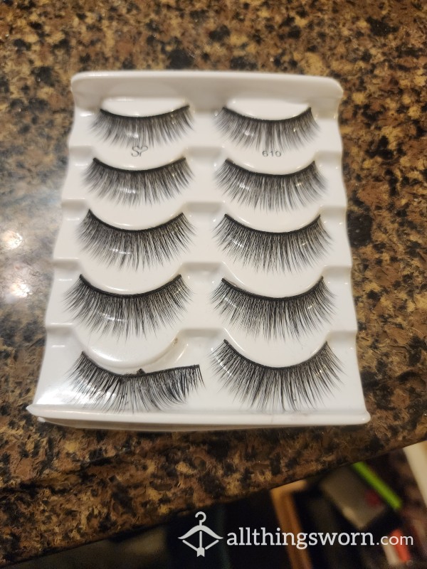 5 Pairs Of Lashes