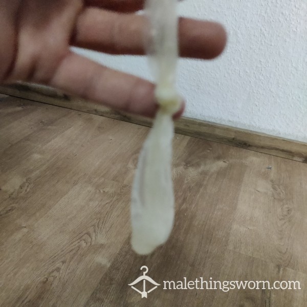 After-s** Juicy And Filled Condom