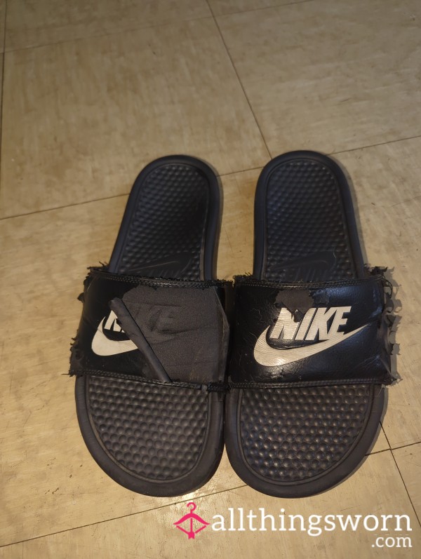 Alphas Nike Sliders