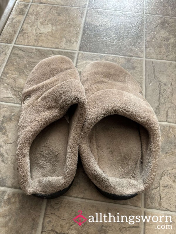 Amy's Tan Used Slippers