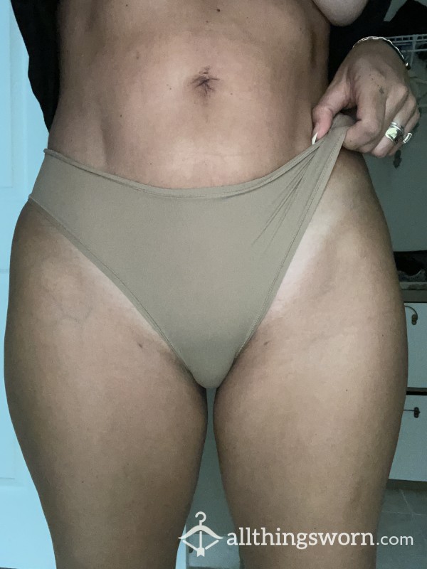 Beige Seamless Skims Thong