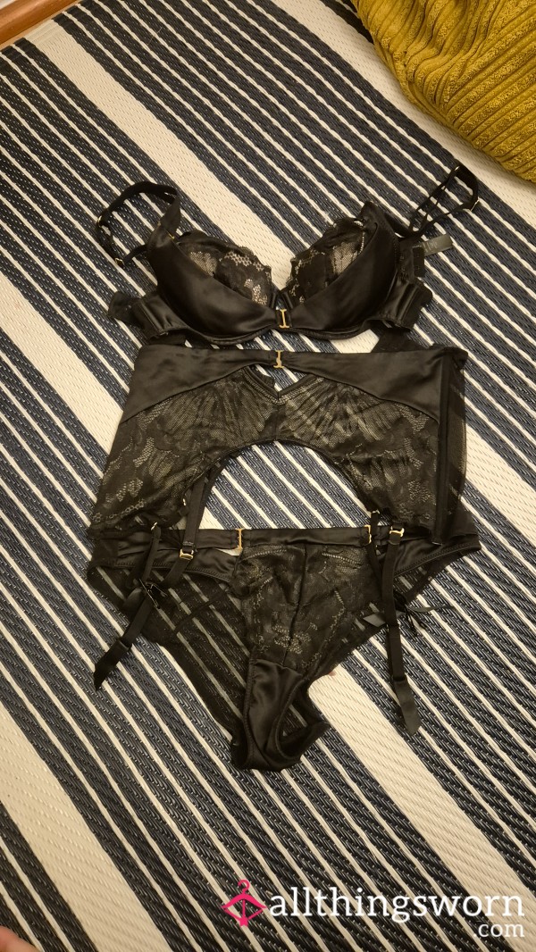 Black Ann Summers Set, Custom Wear