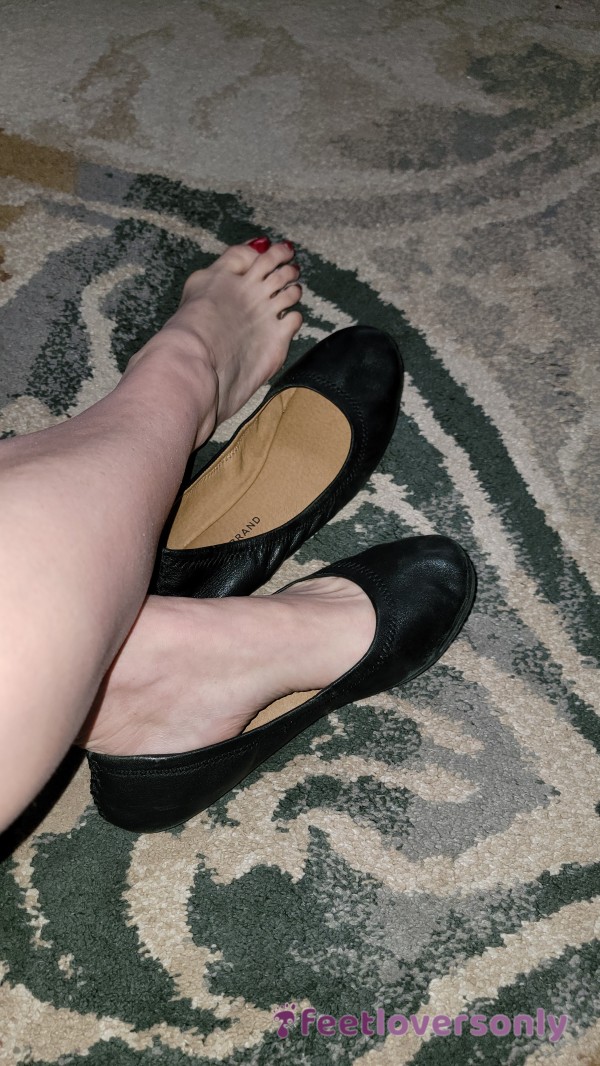 Black Ballet Flats