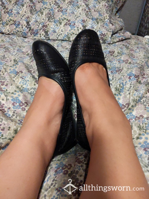 Black Ballet Flats