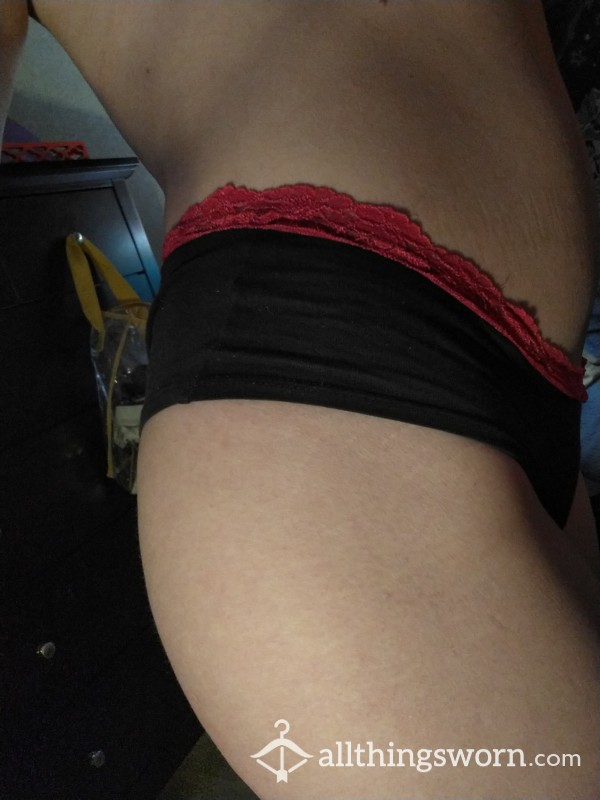 Black Booty Shorts, 4 Days