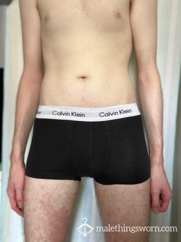 Black/White Calvin Klein Low-Rise Boxers (Small)