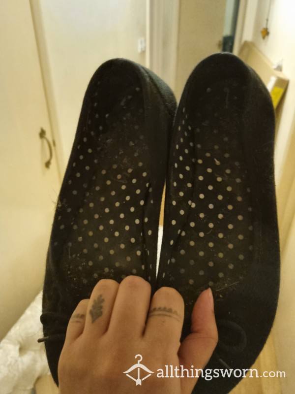 Black Flats With Polka Dot Pattern Inside