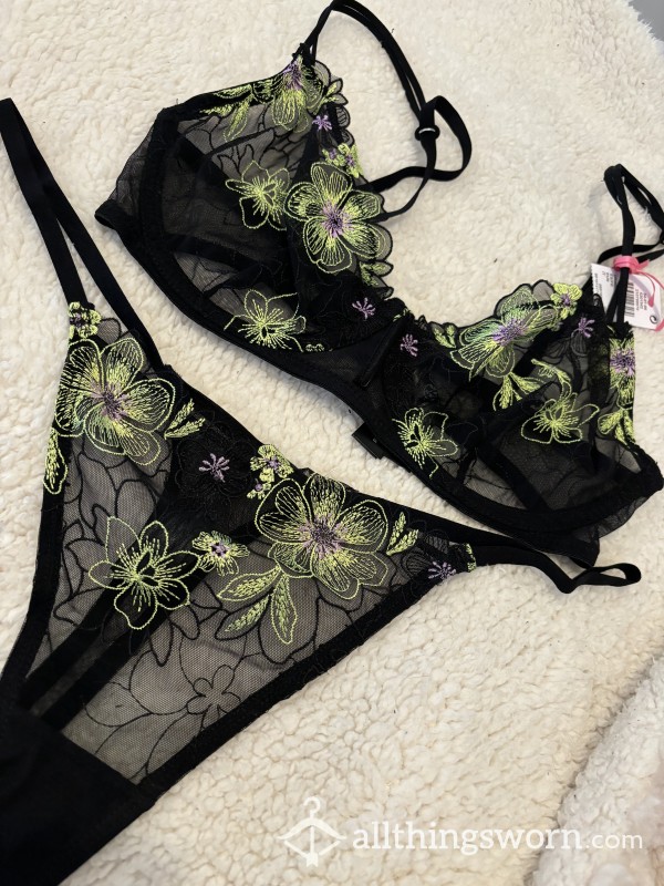 Black Flower Set