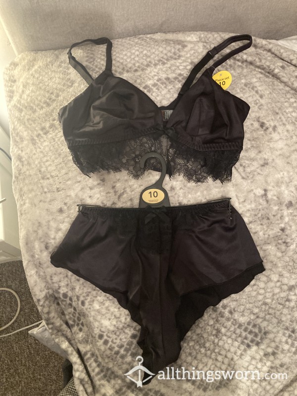 Black Lace Trim 2 Piece Lingerie Set