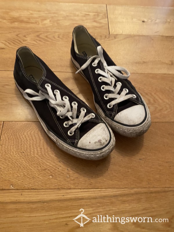 Black Low Cut Converse UK Size 6