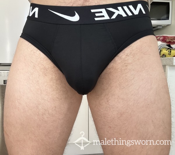 BLACK NIKE BRIEFS