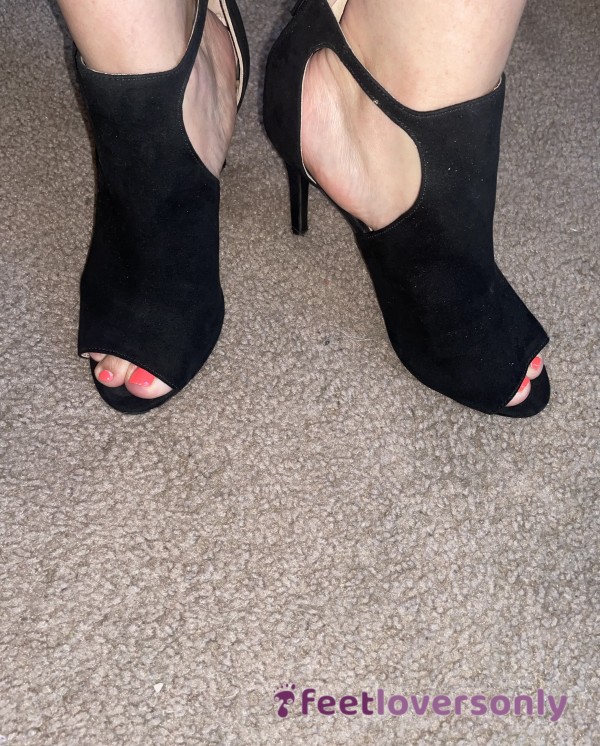 Black P**p Toe High Heels Sz 8.5