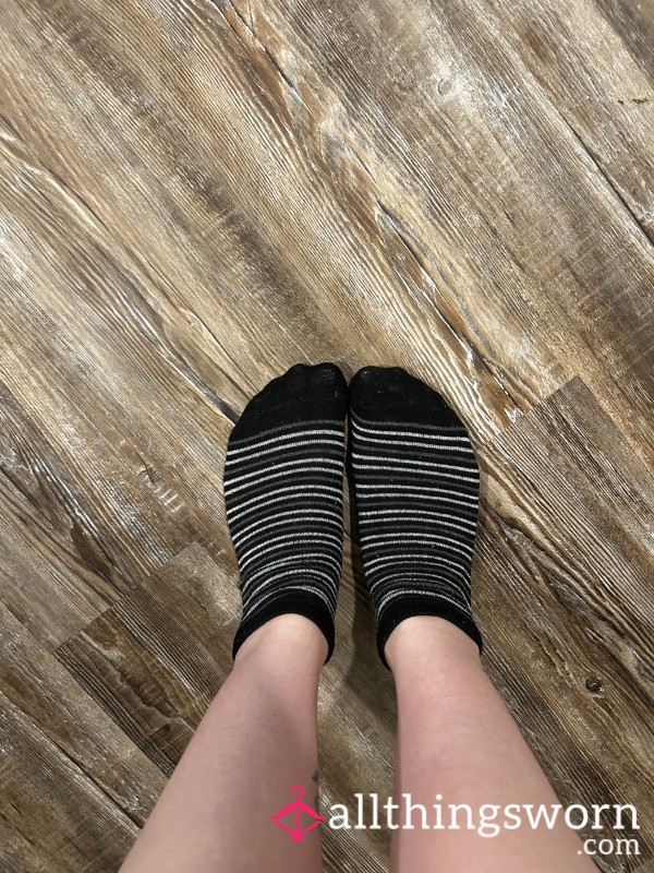 Black & Grey Striped Ankle Socks