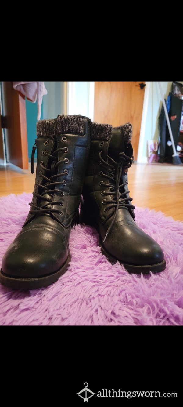 Black Sweater Top Leather Zip And Lace Boots