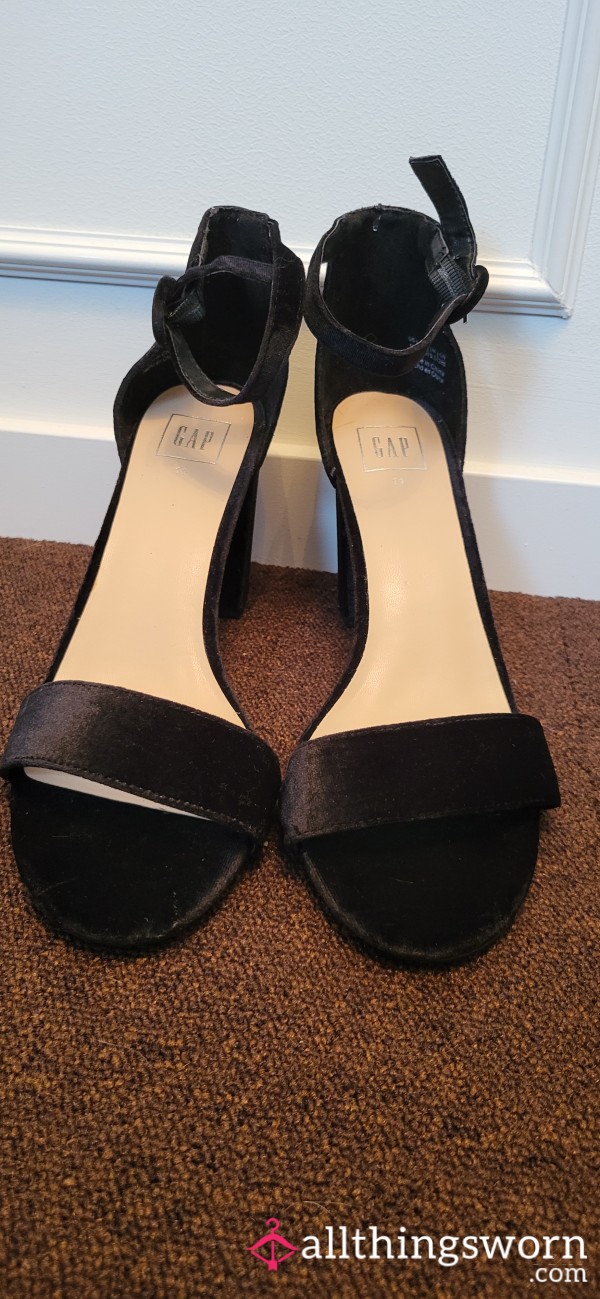 Black Velvet GAP Heels