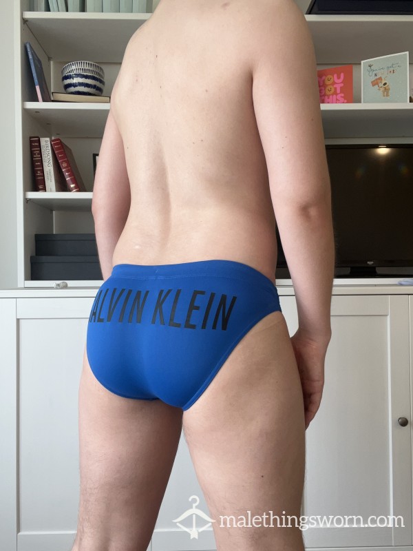 Blue Calvin Klein Sp**do