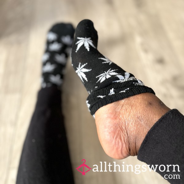 Smoke Like Marley 💨 Crew Socks