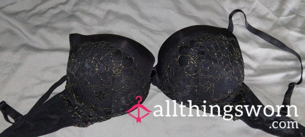 Boohoo Black 34D Push Up Bra With Gold Patterns