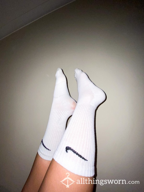 ⚽️🏐BRILLIANT WHITE NIKE SPORT SOCKS🏐⚽️