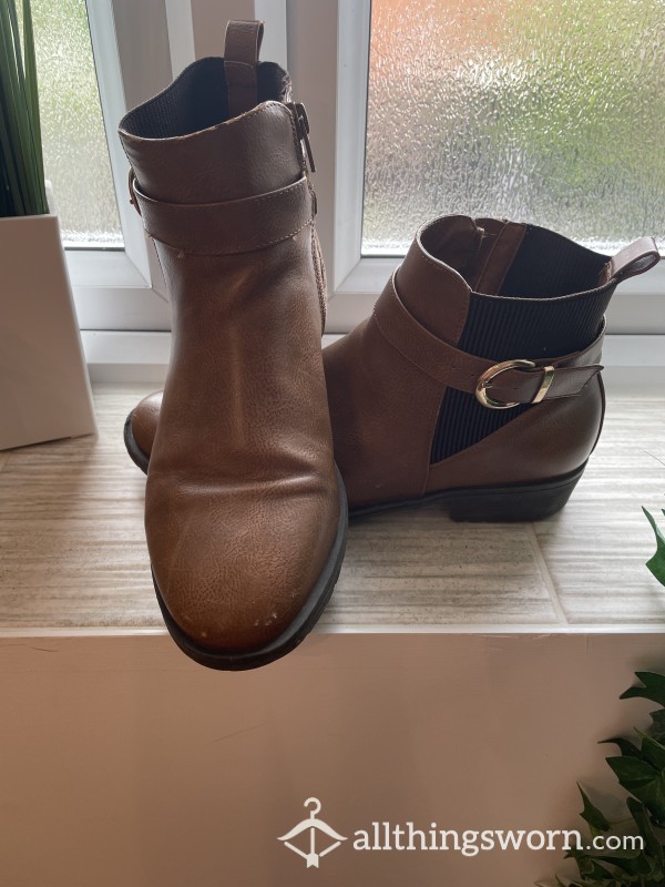 Well Worn Brown Chelsea Boots (5 Years Old)