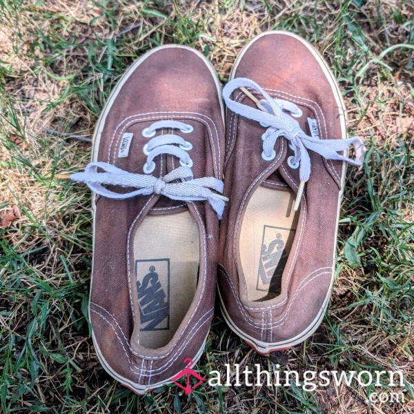 Brown Low Top Vans- Worn Barefoot