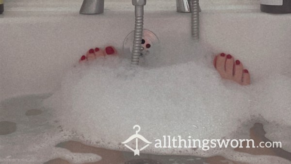 Bubble Bath Feet