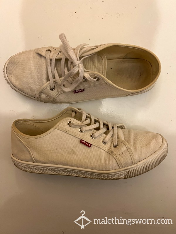 WHITE LEVIS SNEAKERS