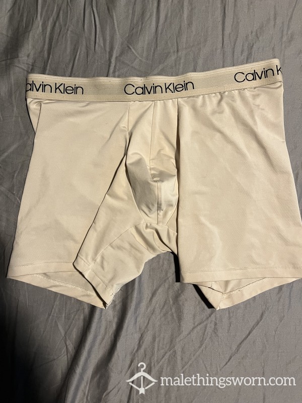 Calvin Klein M