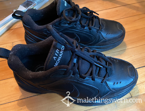 Charlie's Used Nike Mens Air Monarch IV Black Trainer