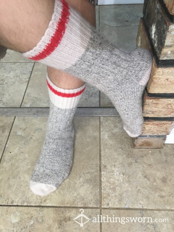 Cla**ic Grey, Wool Blend Calf Socks With 2 Days Wear!