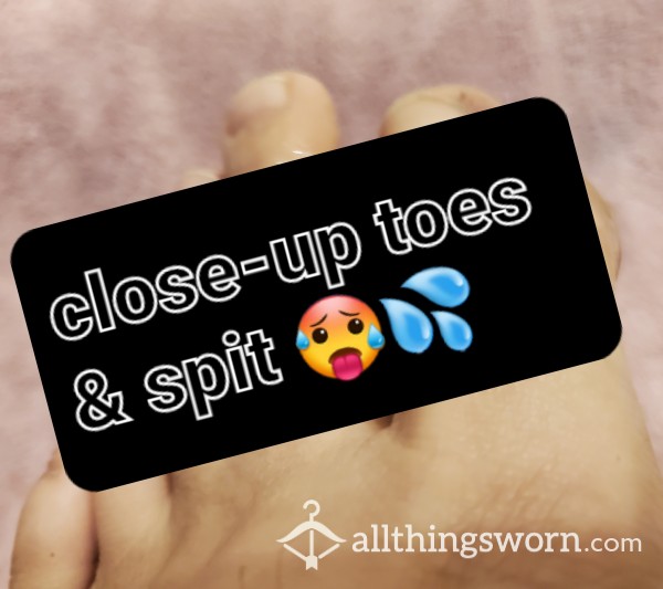 Close-Up Sp*tty Toe Pics 💦