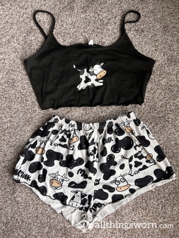 Cute Cow Matching PJ Set🐮