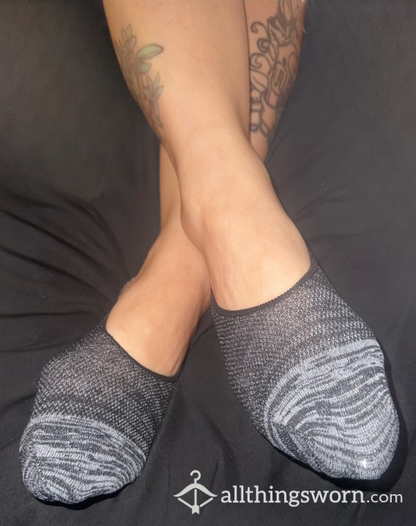 CUTE GRAY P**K A BOO SOCKS