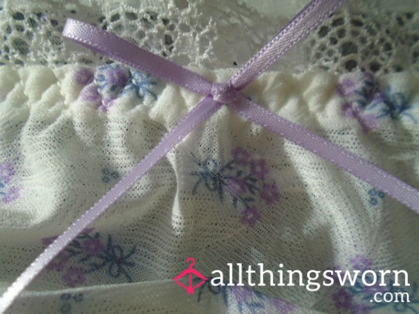 💜Dainty, Frilly, Flor*l Panties💜