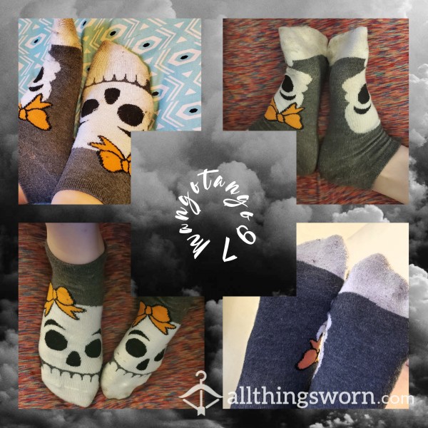 💀🧡Dirt Stained Cutsey Skull Socks🧡💀