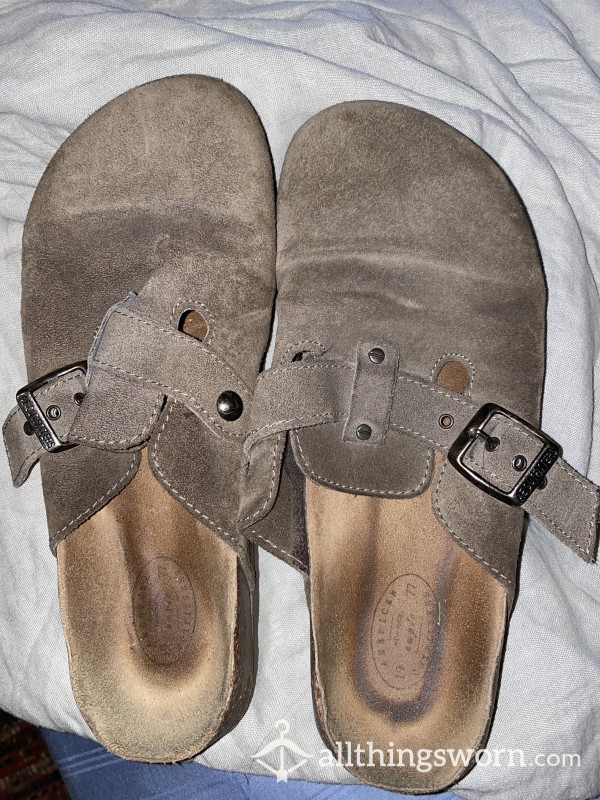 Dirty American Eagle Birkenstocks