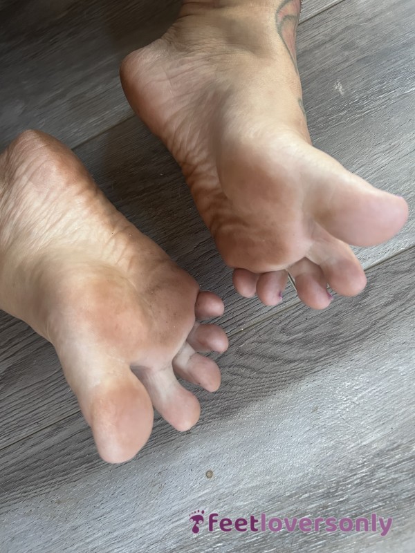 Dirty Feet