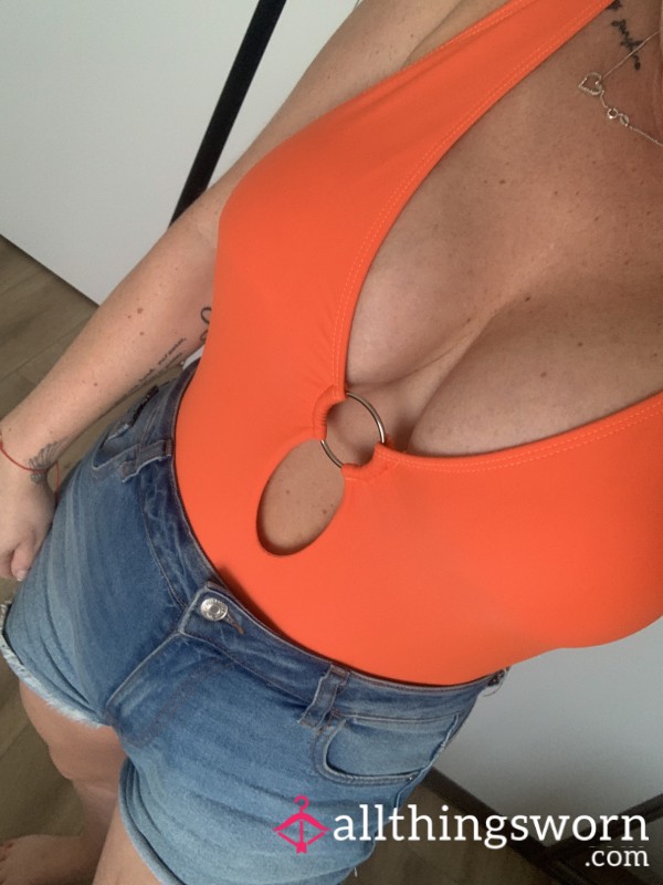 Fancy Yourself A Wear But Also Want A Custom Vid 😛