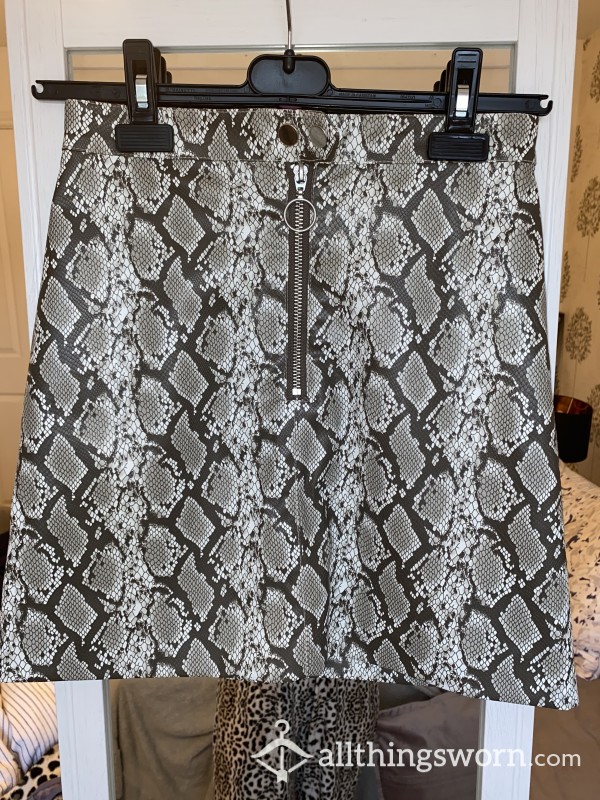 Faux Leather Snake Skin Mini Skirt 🐍