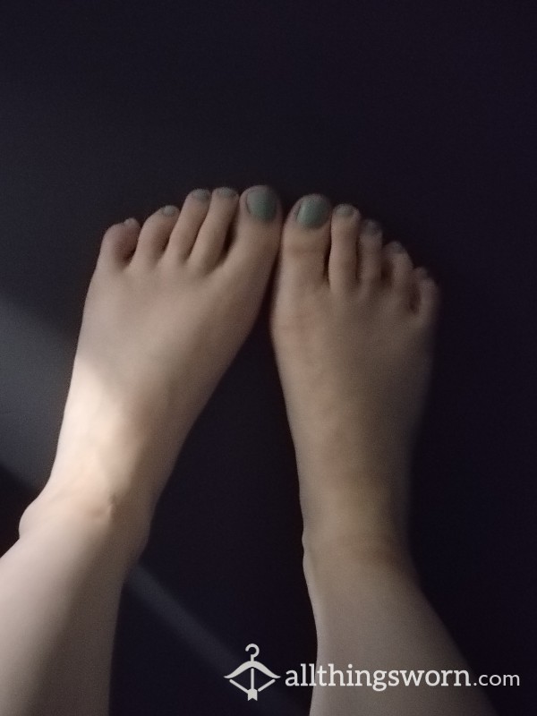 Feet🦶🏻