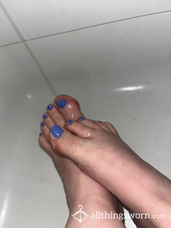 Feet All Lubed Up