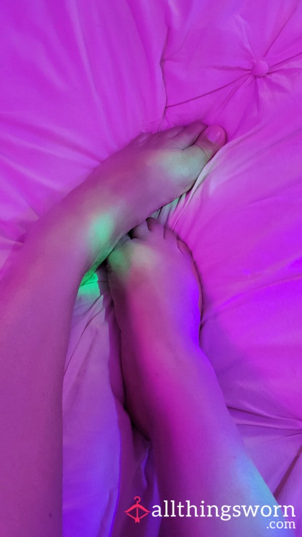 SALE-Feet In Disco Light