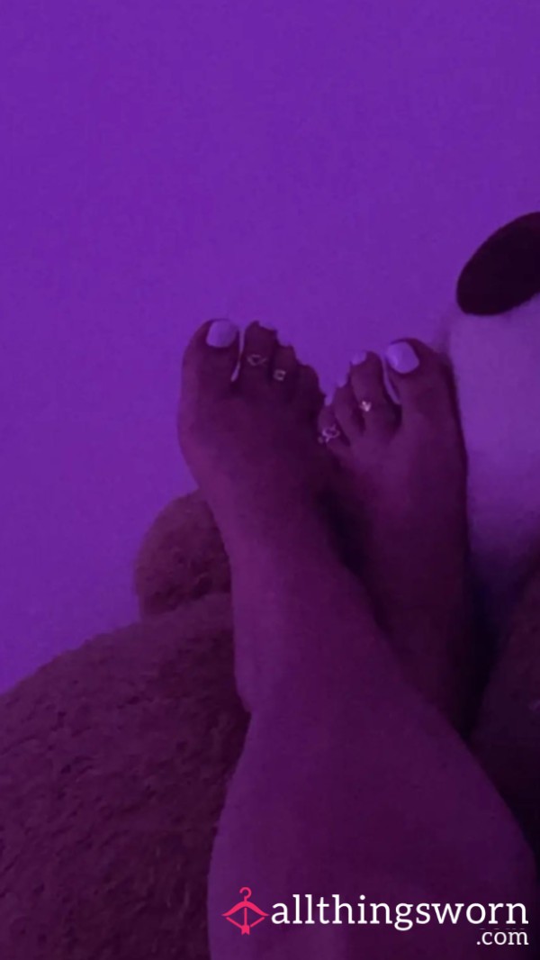 Feet Pictures