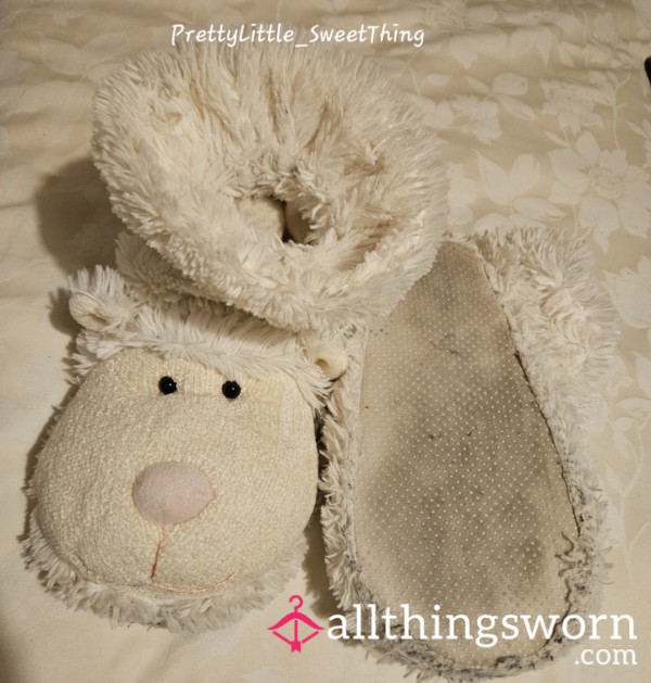 Filthy Old But Adorable Fuzzy Sheep Slippers 🐑 - Tiny Size 4